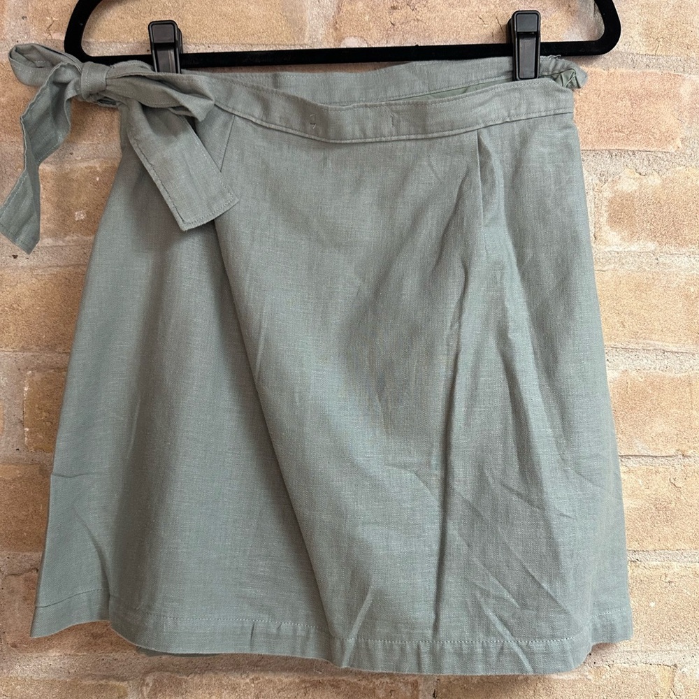 Abercrombie & Fitch Linen Wrap Skirt, Size Medium